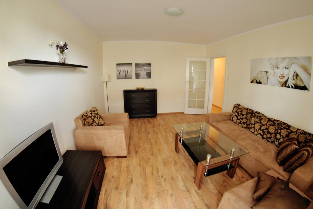 Royal Apartments - Apartamenty Jagielly Wroclaw Oda fotoğraf
